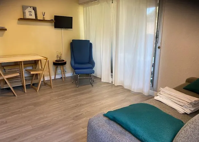 アパート Pour 2 Personnes, Piscine, Sur Port *